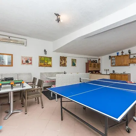 Ivana Apartment *