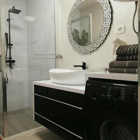 Ivana Apartman Makarska