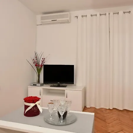 Ivana Apartman Makarska